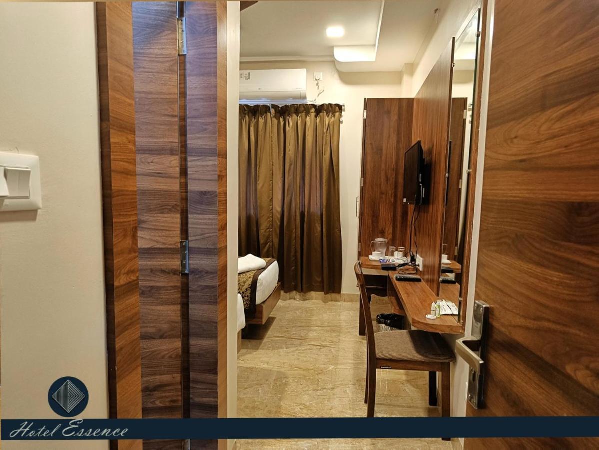 Hotel Essence Веллуру Экстерьер фото