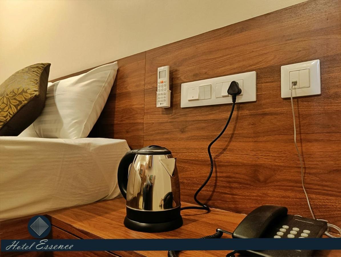 Hotel Essence Веллуру Экстерьер фото