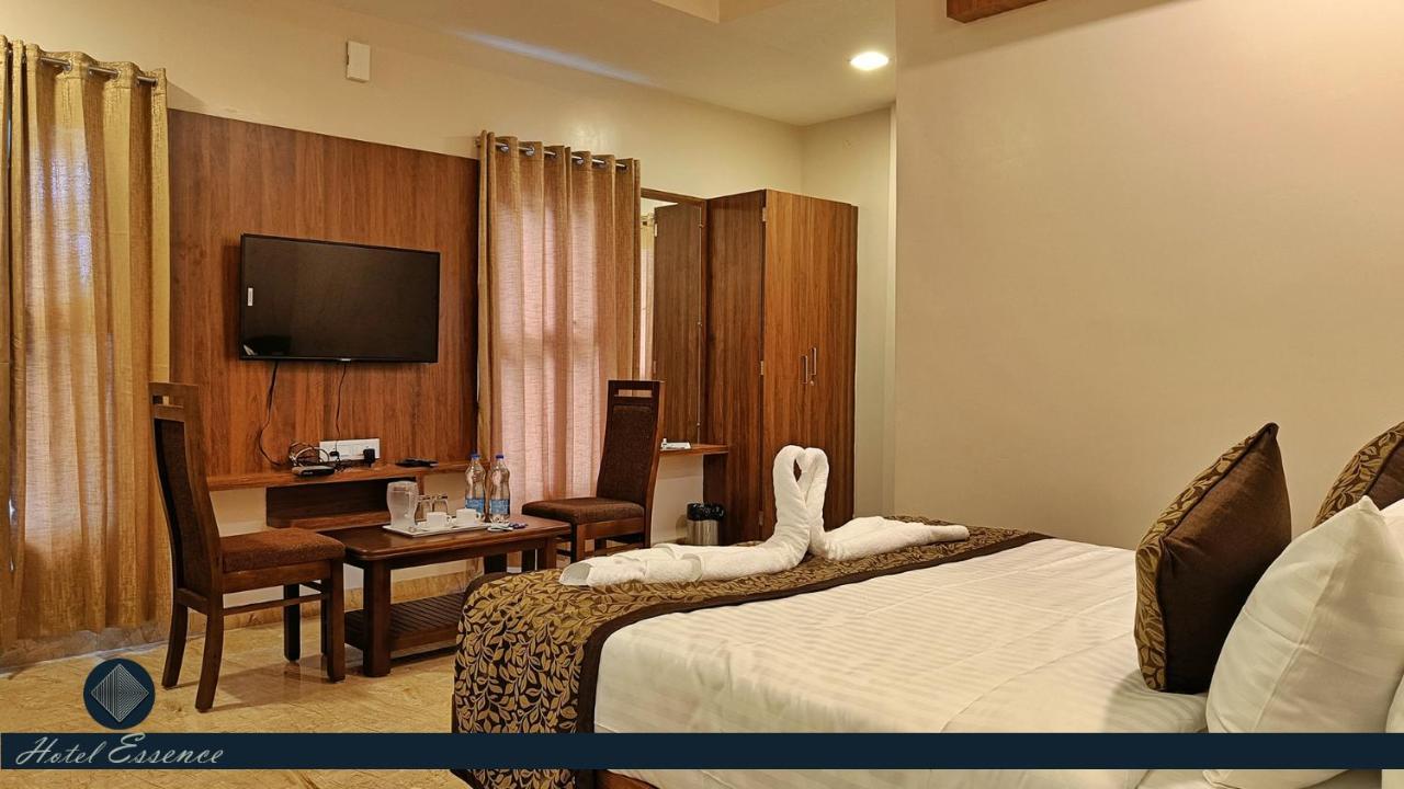 Hotel Essence Веллуру Экстерьер фото